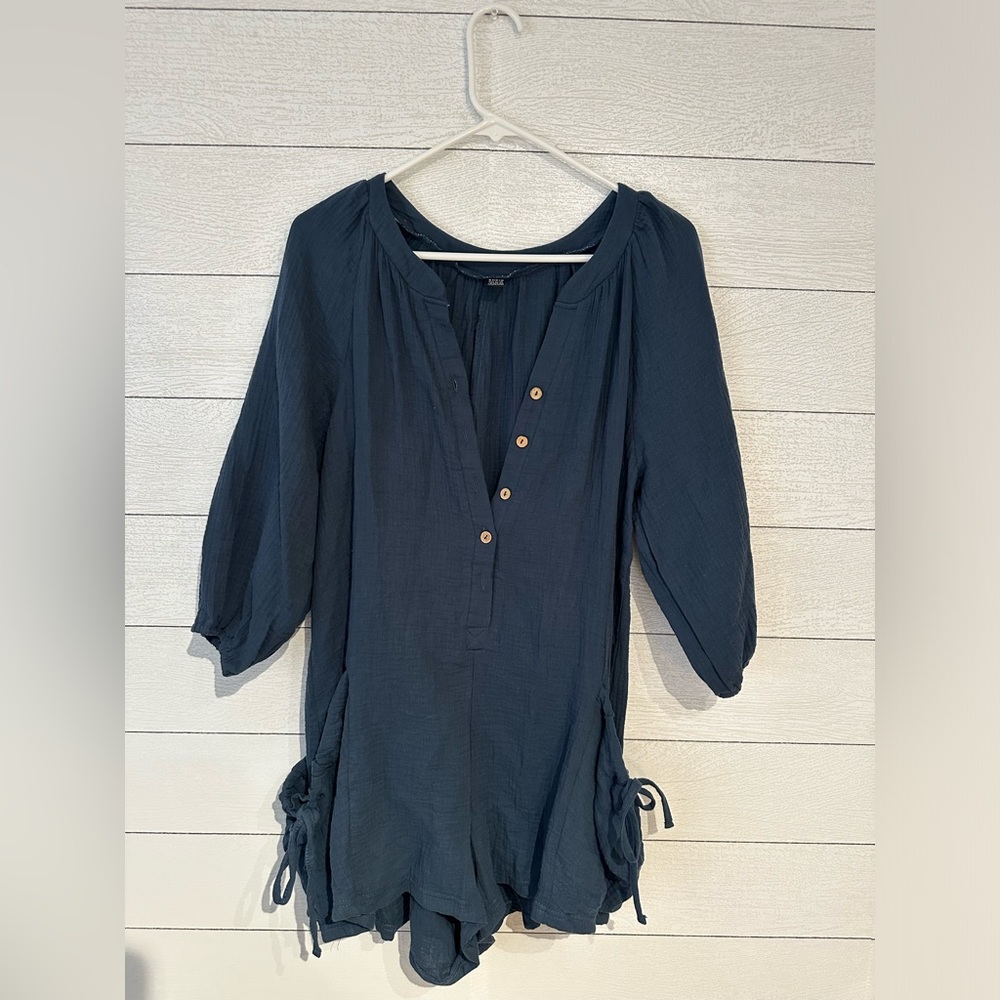 Dark blue jumpsuit romper..